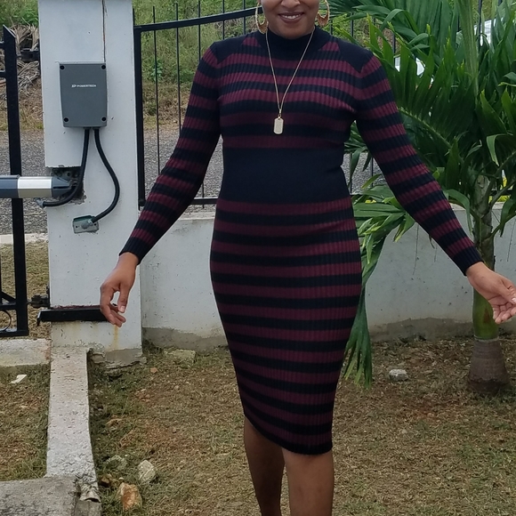 Gabriel Union stripe dress. - Picture 8 of 9